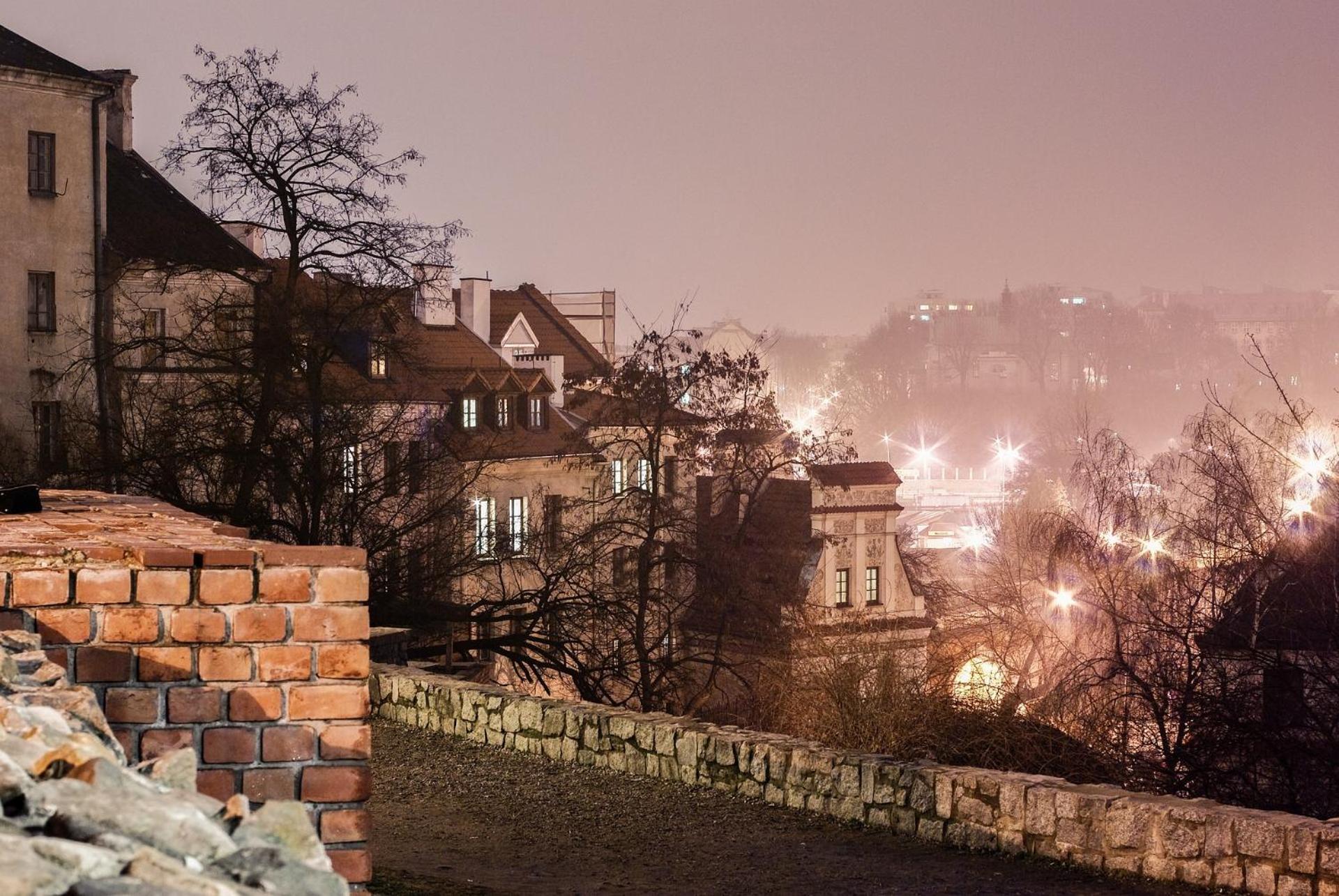 Dom Tu I Teraz Vandrerhjem Lublin Eksteriør bilde
